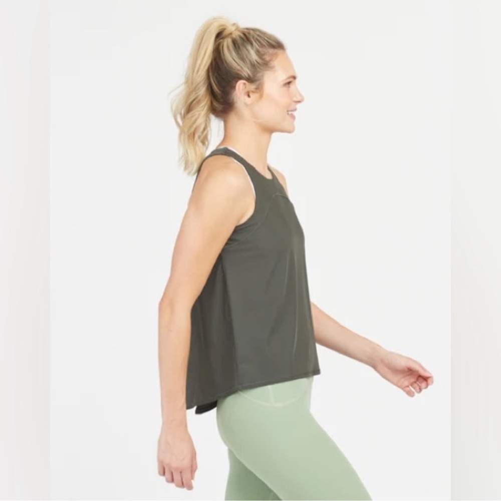 SPANX Go Lightly Ribbed Tie Back Tank - Picture 5 of 12